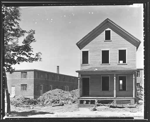 [Abandoned House in Lot, Bridgeport, Connecticut]