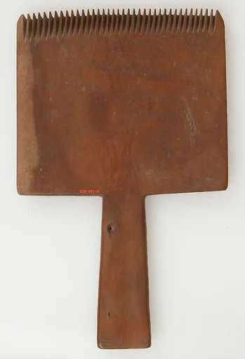 Comb