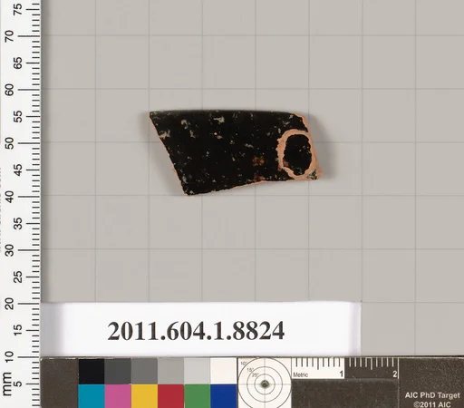 Terracotta rim fragment of a kylix (drinking cup)