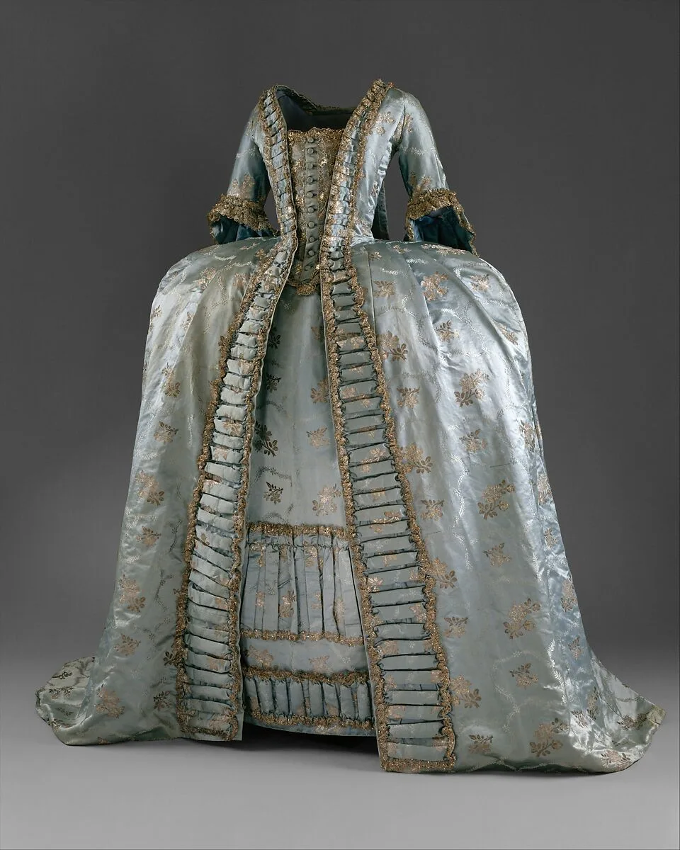 Robe à la Française — Unknown