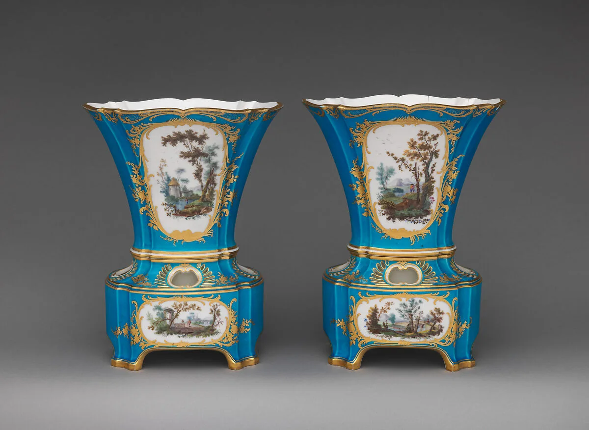 Flower vase (vase hollandais nouveau) (one of a pair) — Sèvres Manufactory
