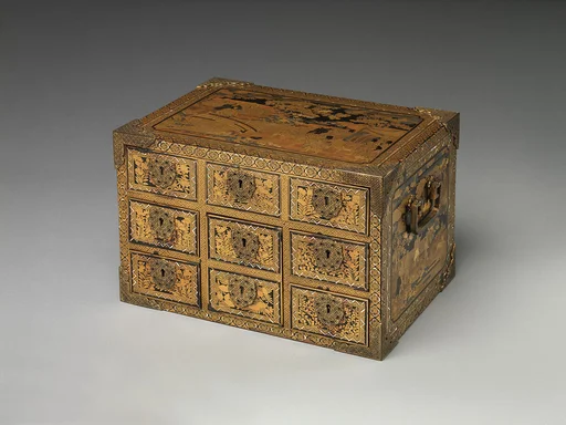 草花人物蒔絵螺鈿書箪笥|Nanban Cabinet with Drawers