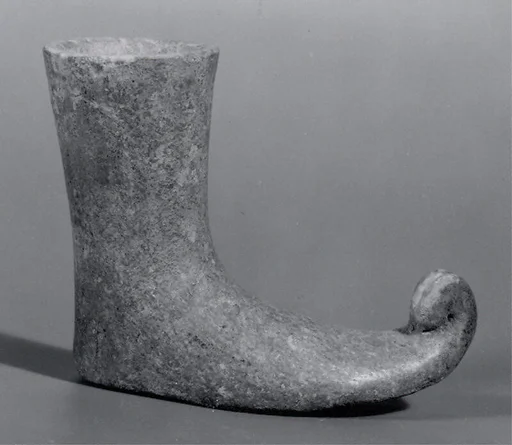 Votive boot