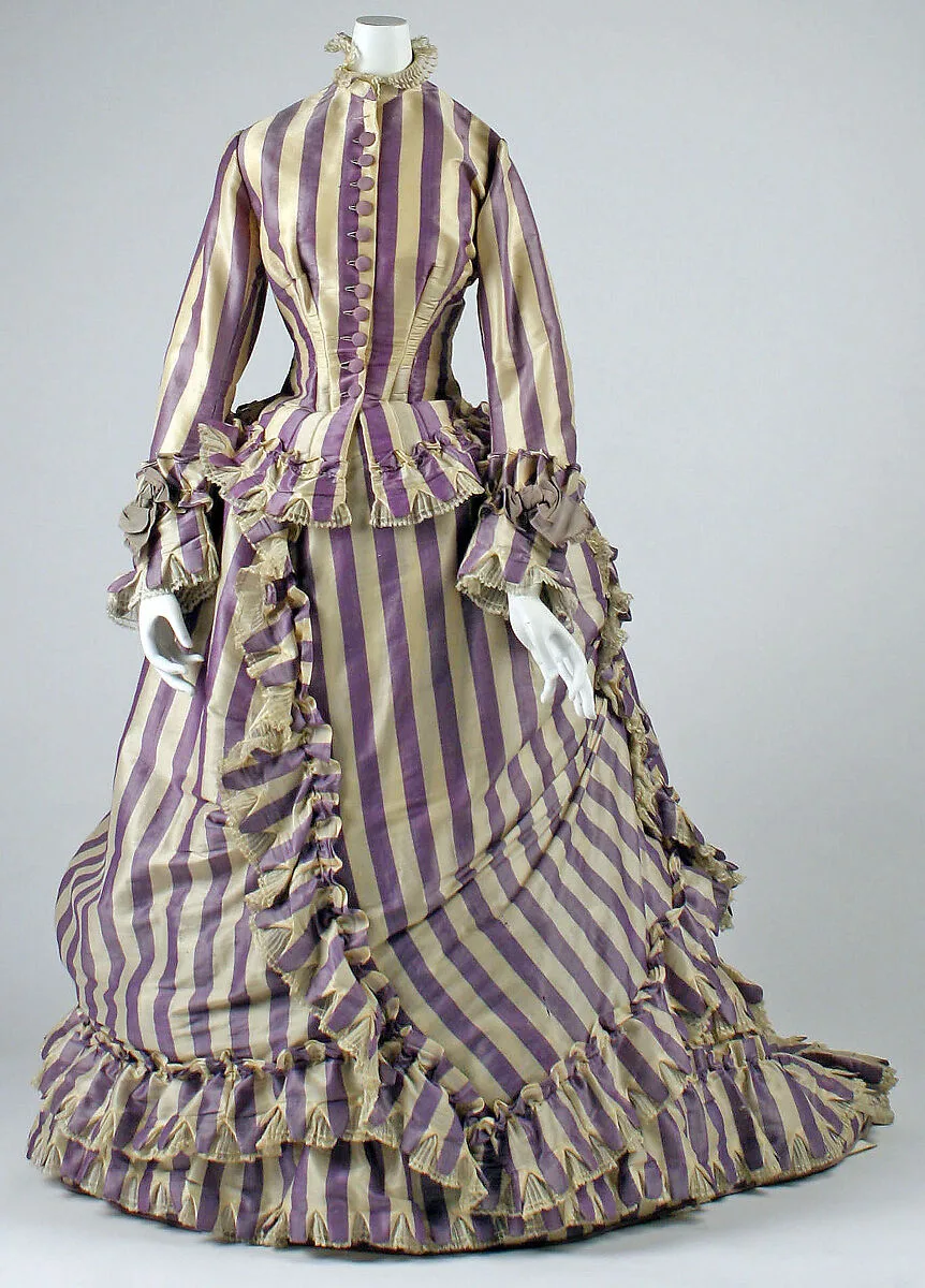 Visiting dress — Unknown
