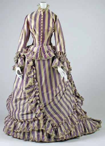 Visiting dress