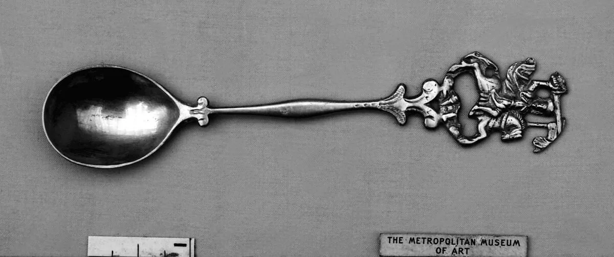 Figure-top spoon — Unknown