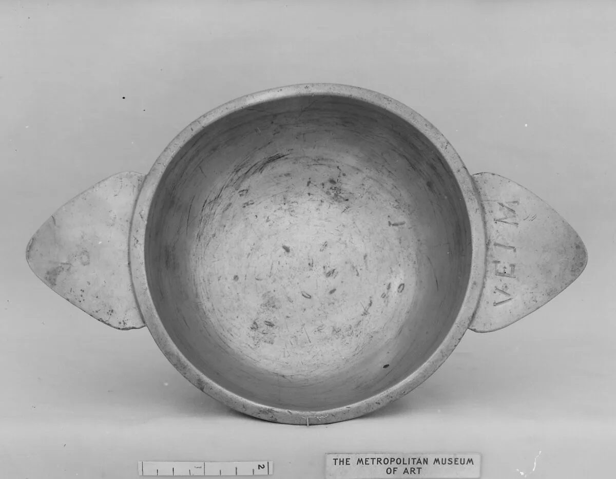 Porringer — I. I. C.