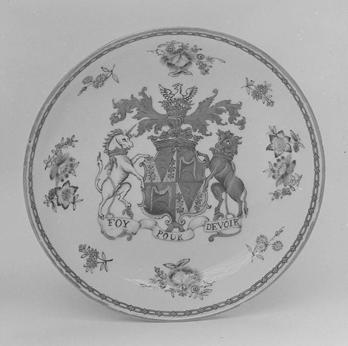 Saucer (part of a service) — Unknown
