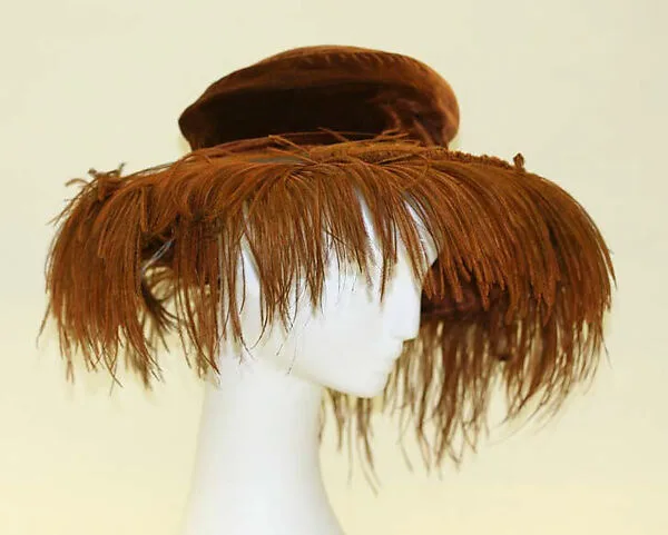 Picture hat — Unknown