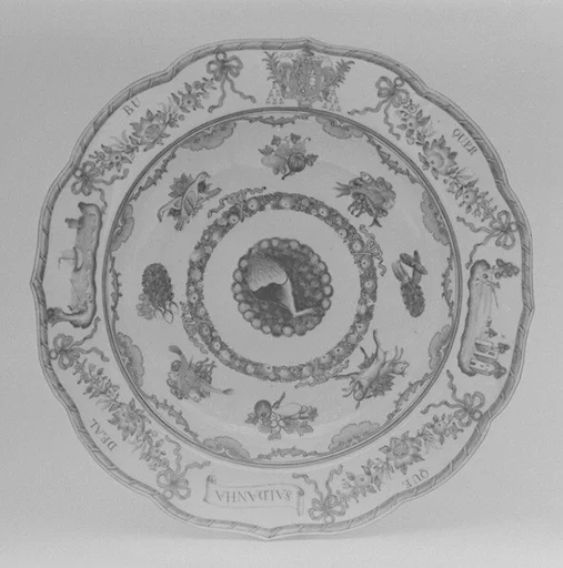 Soup plate (part of a service)