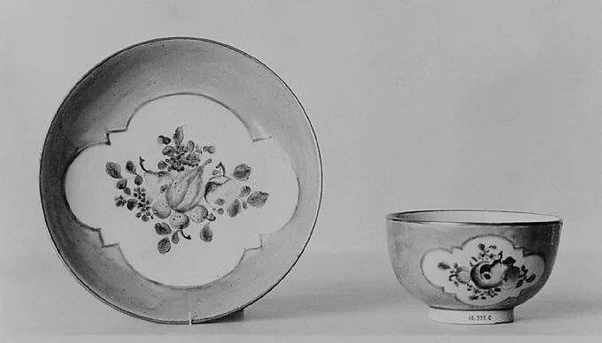 Cup and saucer — Le Nove Porcelain Manufactory