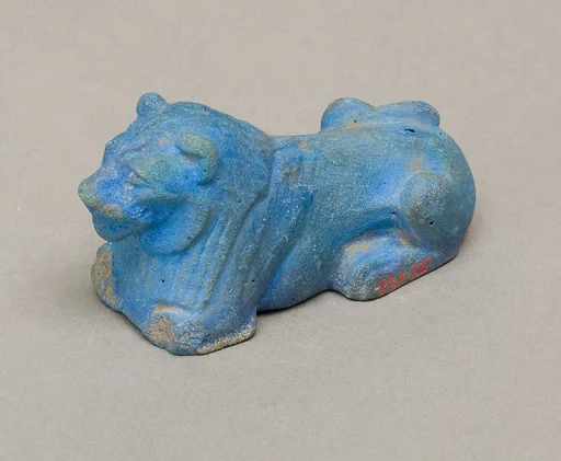 Figure of lion