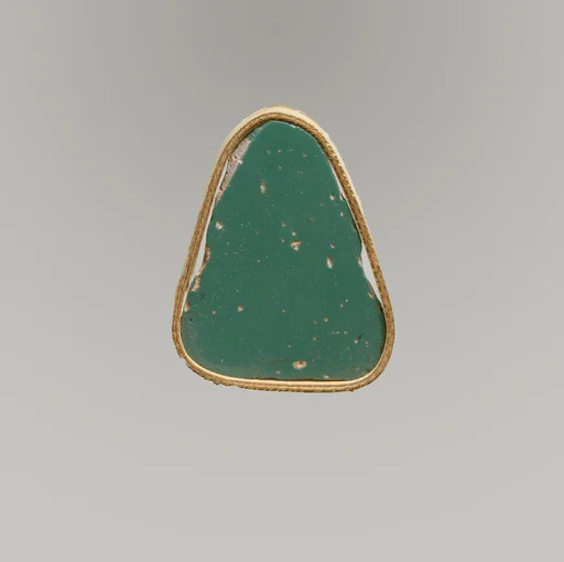 Glass monochrome inlay fragment