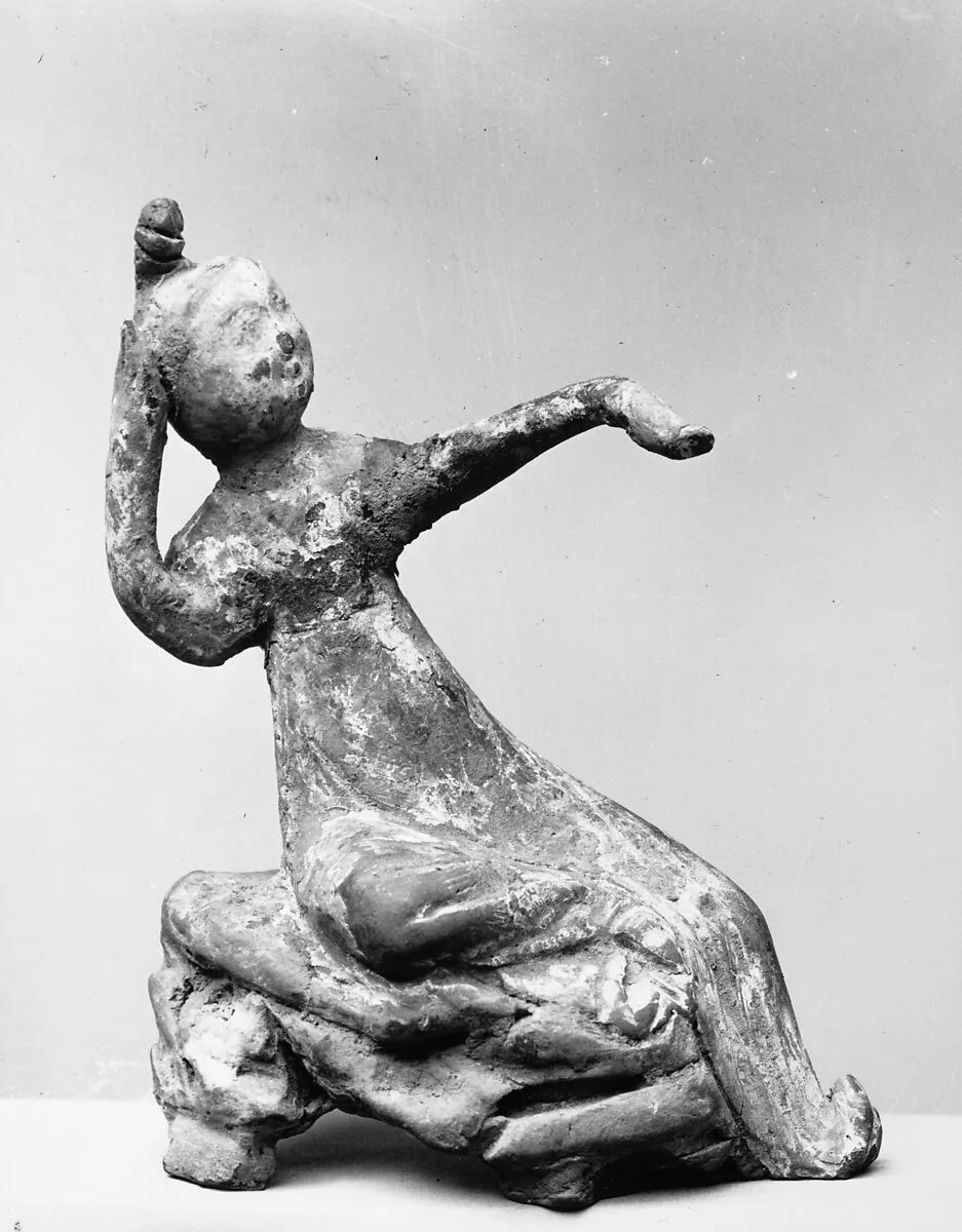 唐 陶舞女俑|Female dancer — Unknown