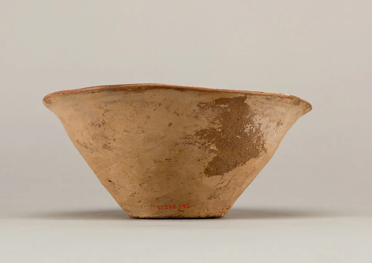 White cross-lined bowl with geometric design — Unknown
