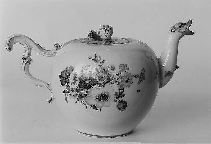 Teapot — Zurich Pottery and Porcelain Factory