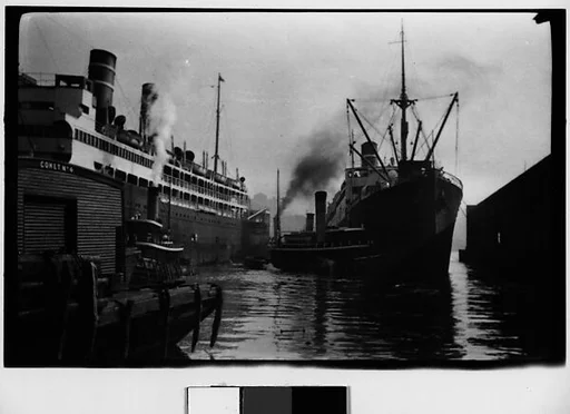[Ships, New York City?]