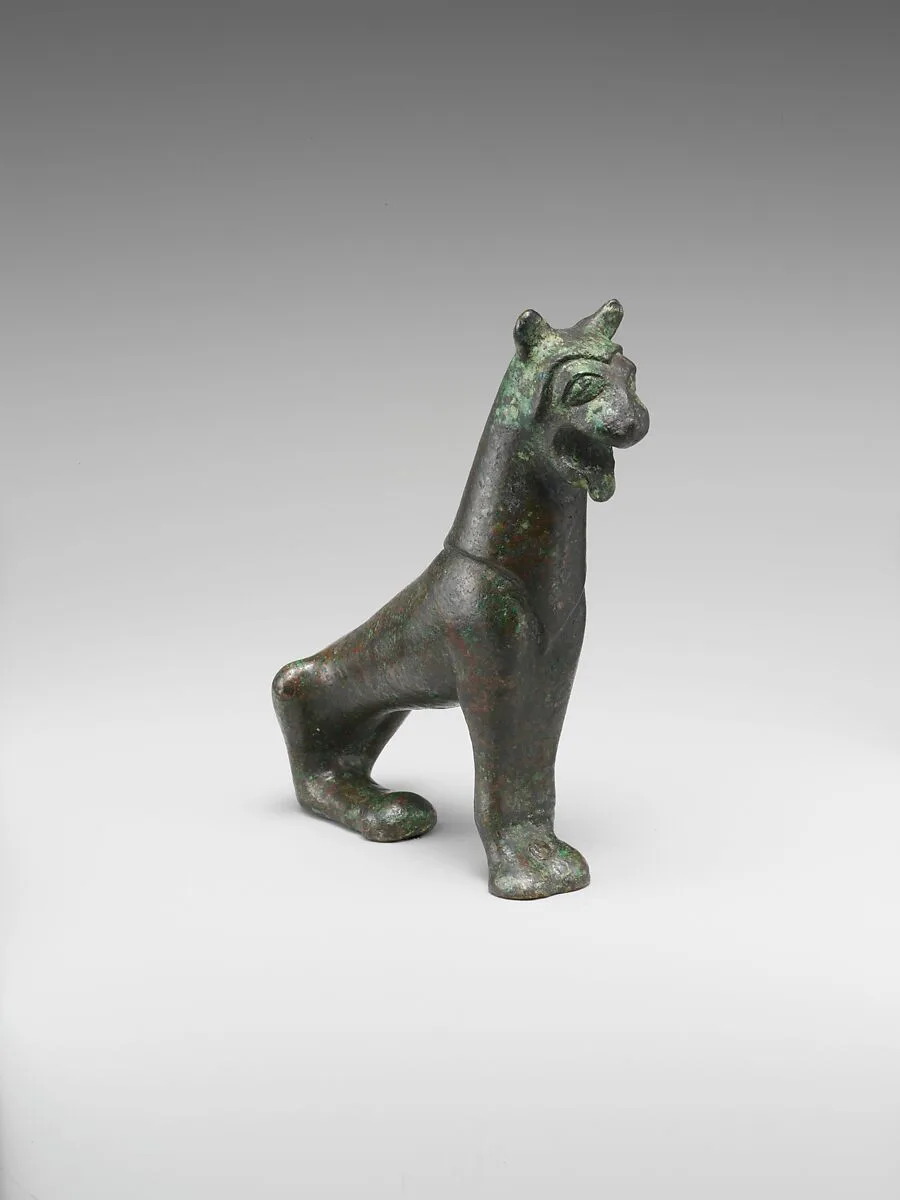 Bronze statuette of a lion — Unknown