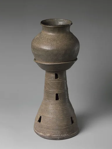 단지와 그릇받침 삼국 신라|壺, 器臺 三國, 新羅|Jar and tall perforated stand