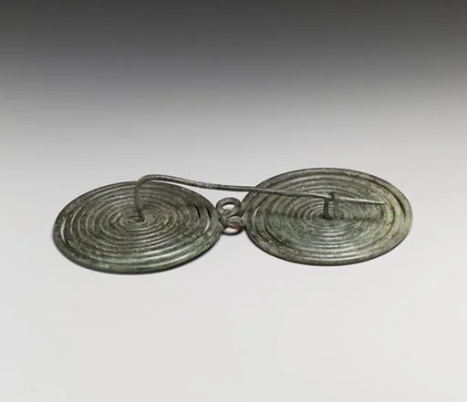 Bronze spectacle fibula (safety pin)