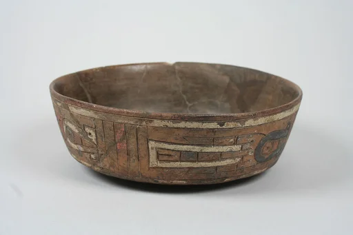Incised bowl with birds