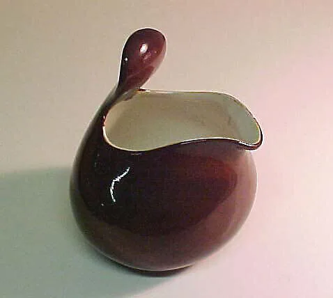 "Town & Country" Pitcher — Eva Zeisel|Red Wing Pottery
