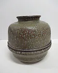 Vase — Karen Karnes