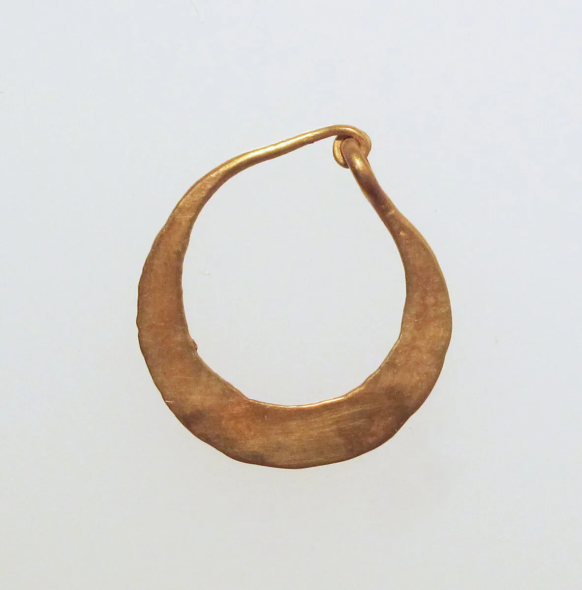 Earring, crescent-shaped — Unknown
