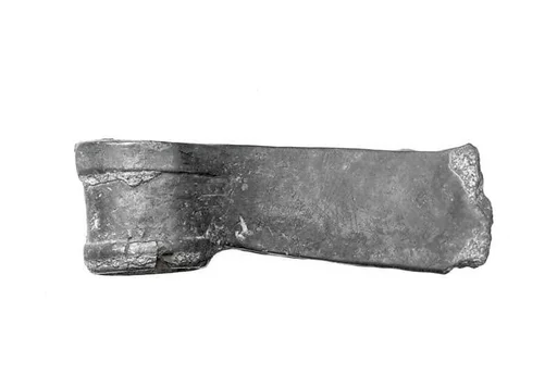 Axe head