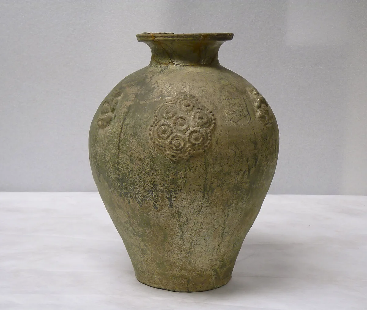 北朝至隋 青釉貼花陶罐|Jar — Unknown