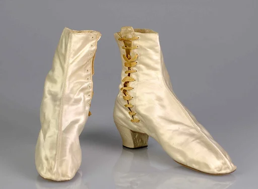 Evening boots