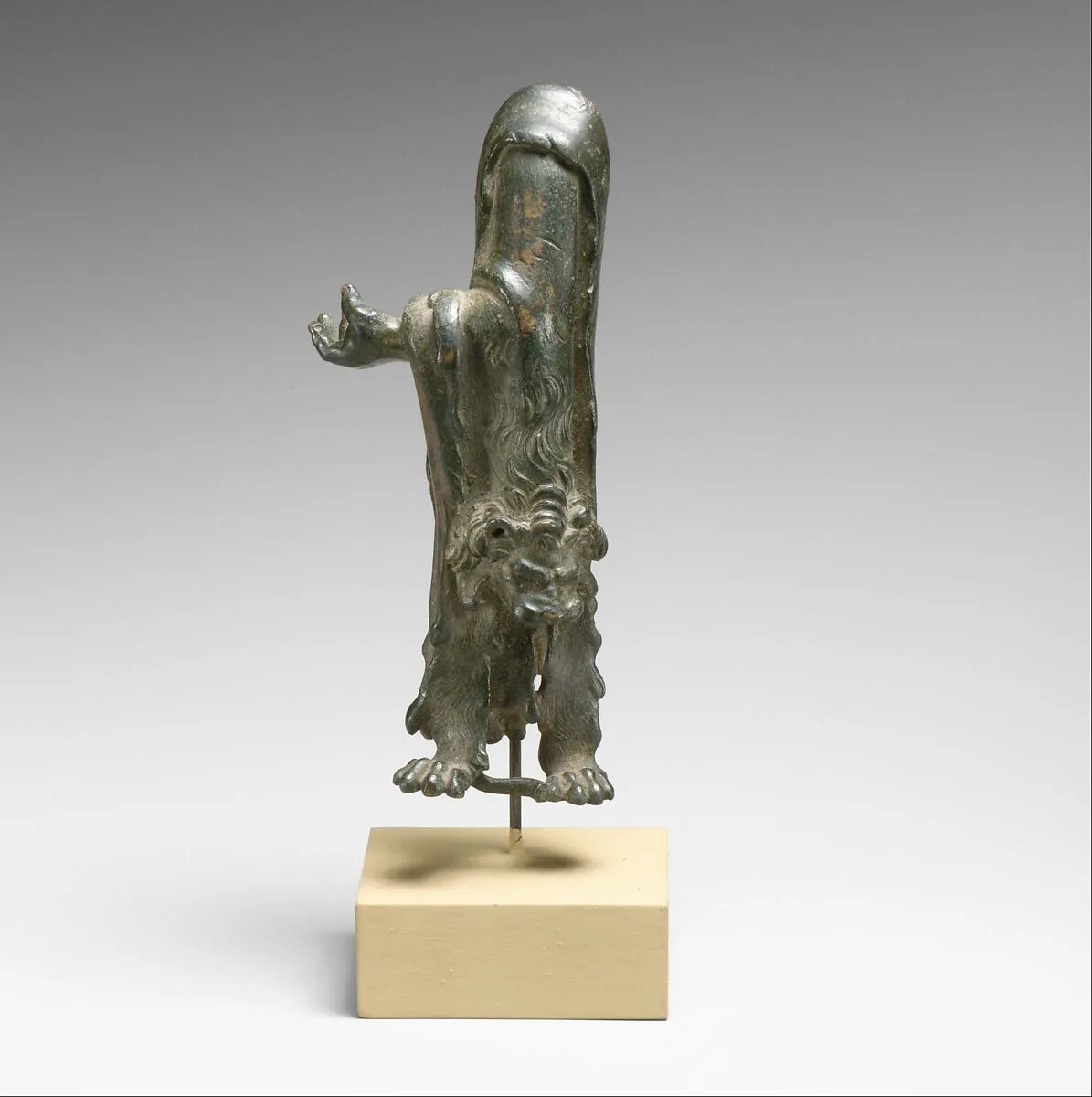 Fragmentary bronze statuette of Herakles with lion's skin — Unknown