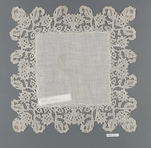 Halas Lace Square
