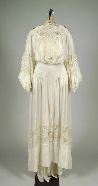 Dress — Unknown