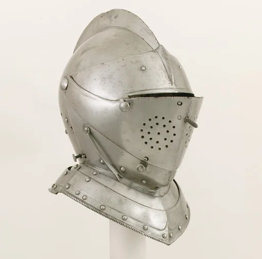 Close-Helmet for the Tournament