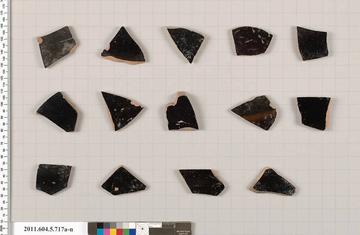 Terracotta fragments of kylikes (drinking cups) — Unknown