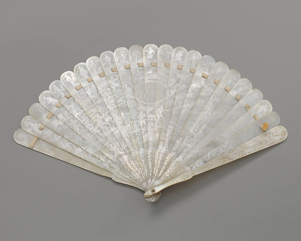 Brisé Fan, with representations of warriors in a Chinese landscape, and EN monogram — Unknown