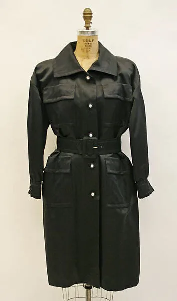 Evening coat — Hubert de Givenchy|House of Givenchy