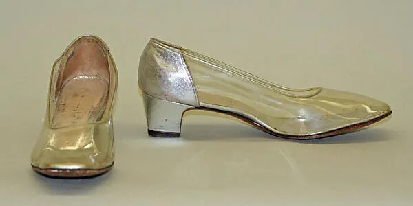 Pumps — Herbert Levine Inc.