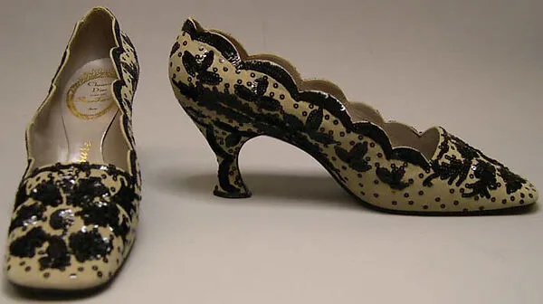 Pumps — Roger Vivier|House of Dior