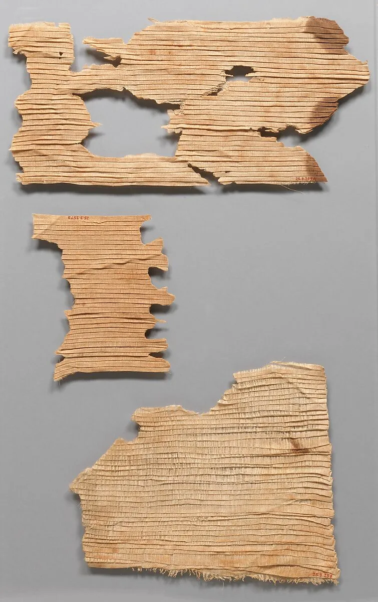 Pleated linen of queen Neferu — Unknown