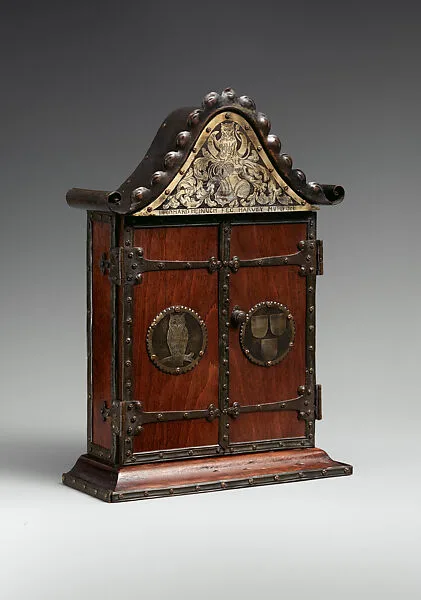 Bashford Dean Presentation Cabinet — Leonard Heinrich|Harvey Murton