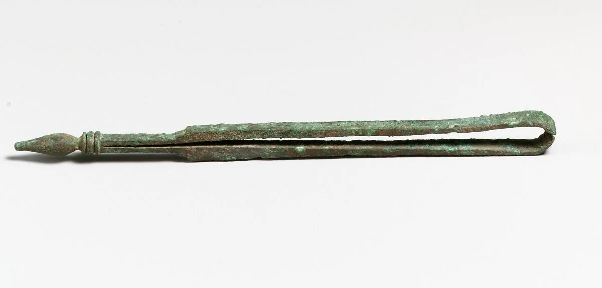 Bronze forceps or tweezers — Unknown