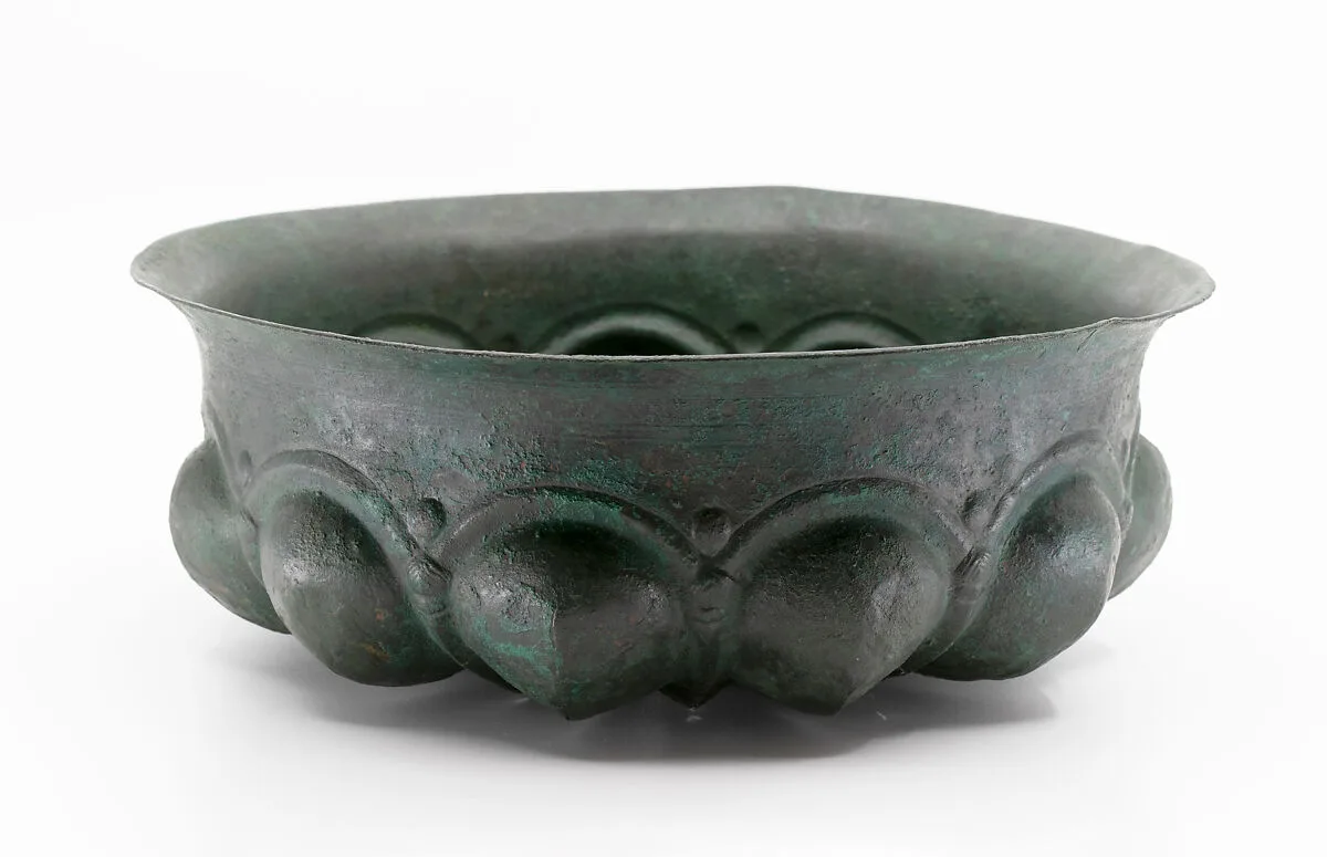 Lobed omphalos bowl — Unknown