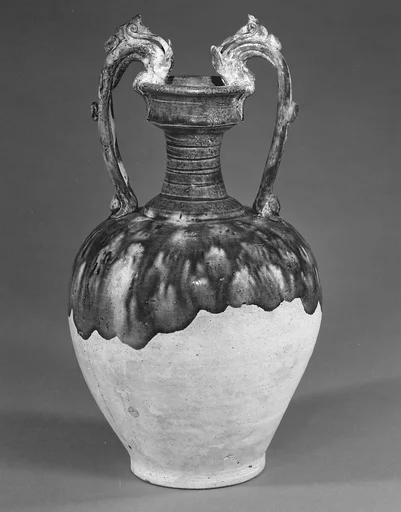 唐  三彩陶雙龍耳壶|Amphora with dragon-shaped handles