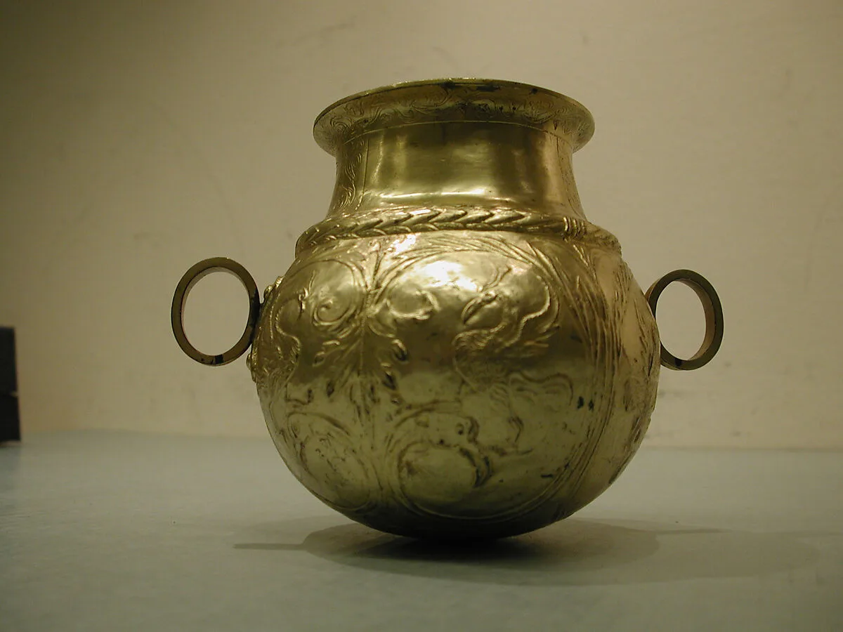 Vase — Elkington & Co.
