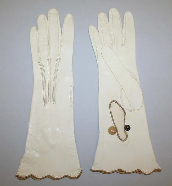 Gloves — Unknown