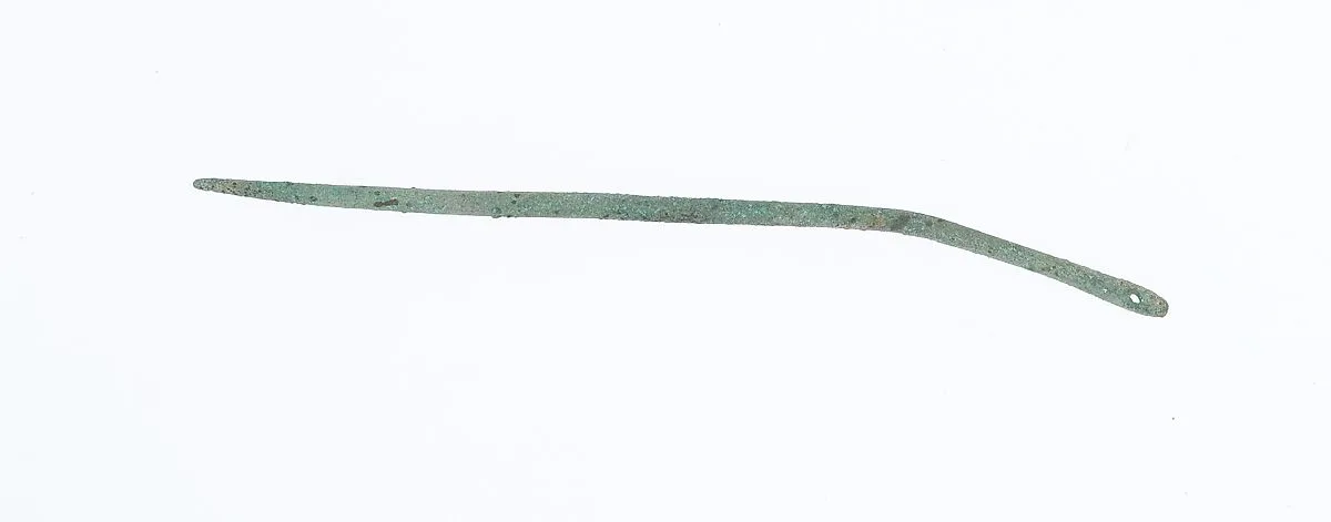 Textile manufacturing tool — Unknown