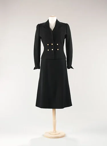 Dinner suit