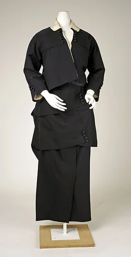 Suit